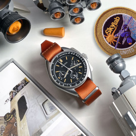 THE PARADE: SKYLAB STRAP